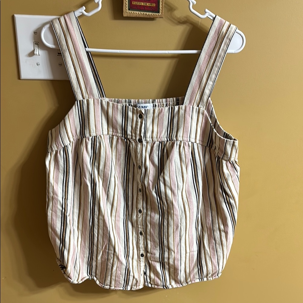 Old Navy Cream Sleeveless Boxy Tank Top